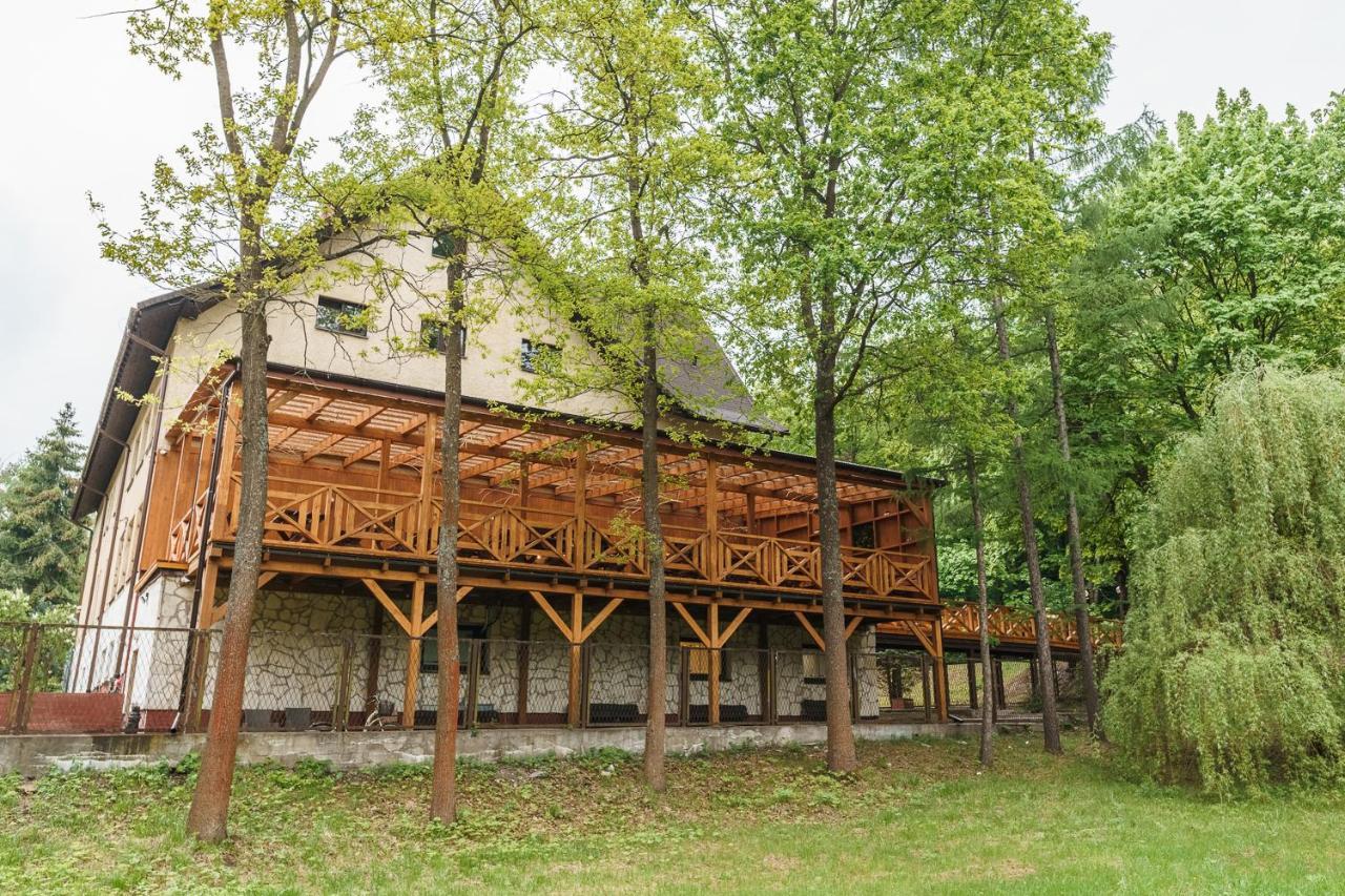 Zloty Jelen - Restauracja I Dom Goscinny Potok Zloty Dış mekan fotoğraf