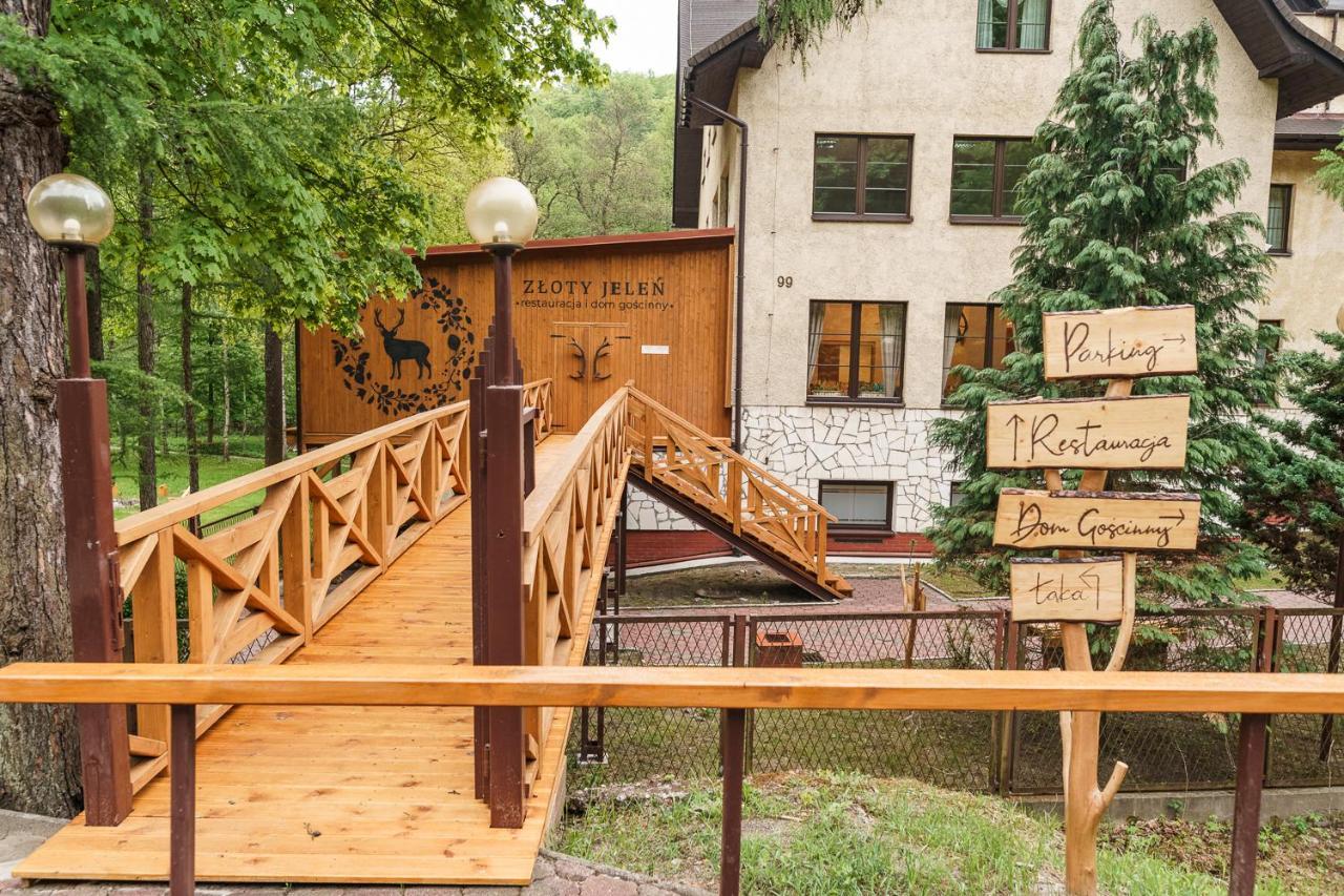 Zloty Jelen - Restauracja I Dom Goscinny Potok Zloty Dış mekan fotoğraf