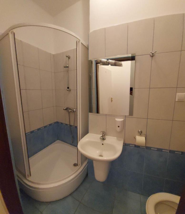 Zloty Jelen - Restauracja I Dom Goscinny Potok Zloty Dış mekan fotoğraf